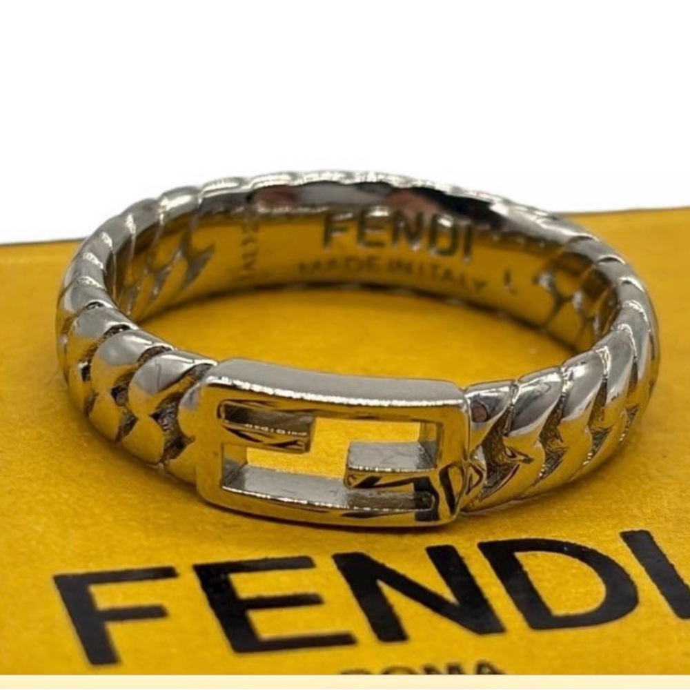 Fendi Baguette Ring ❤️